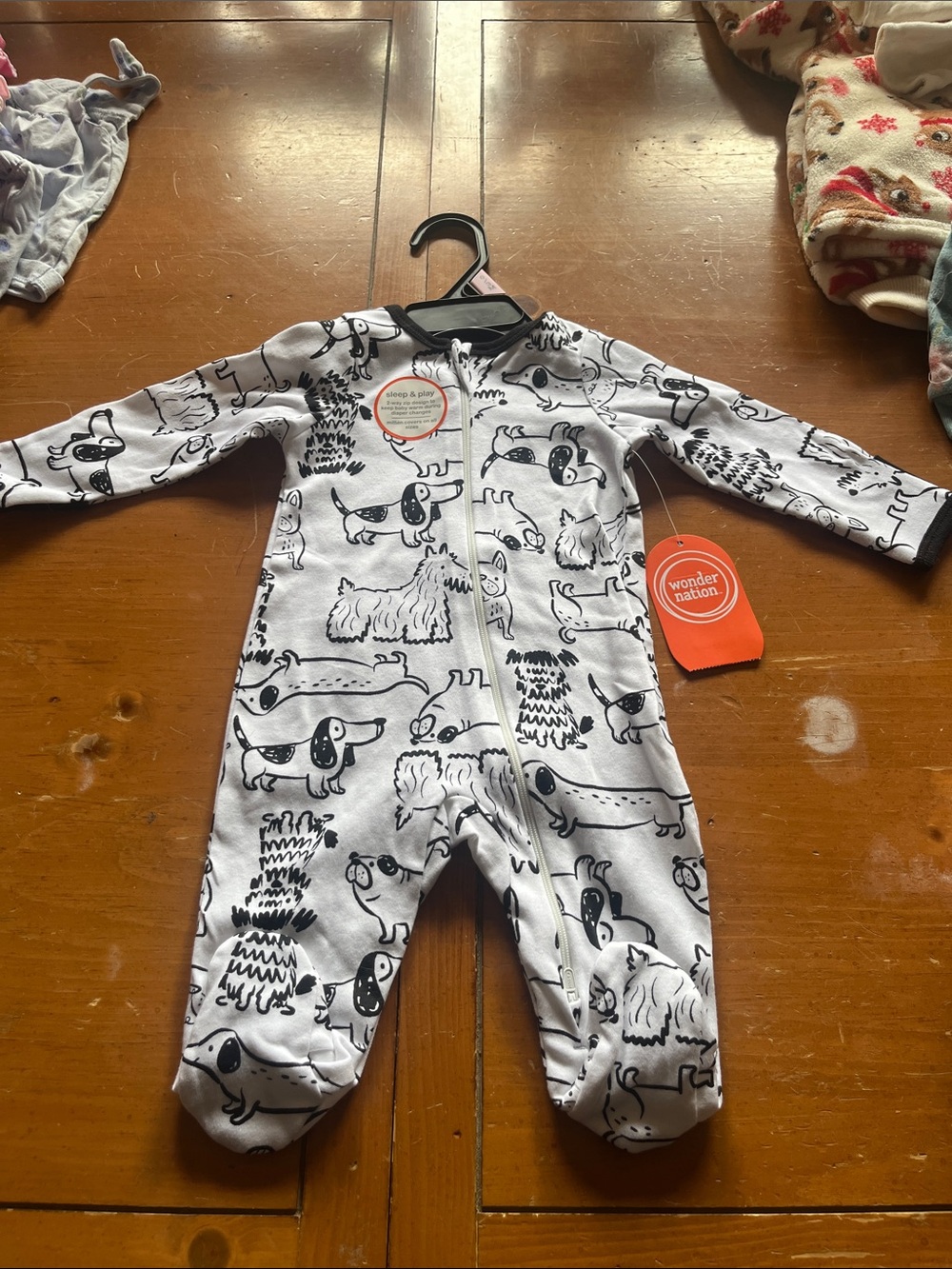 wonder nation White Baby Footed One-Piece with Black Dog Print